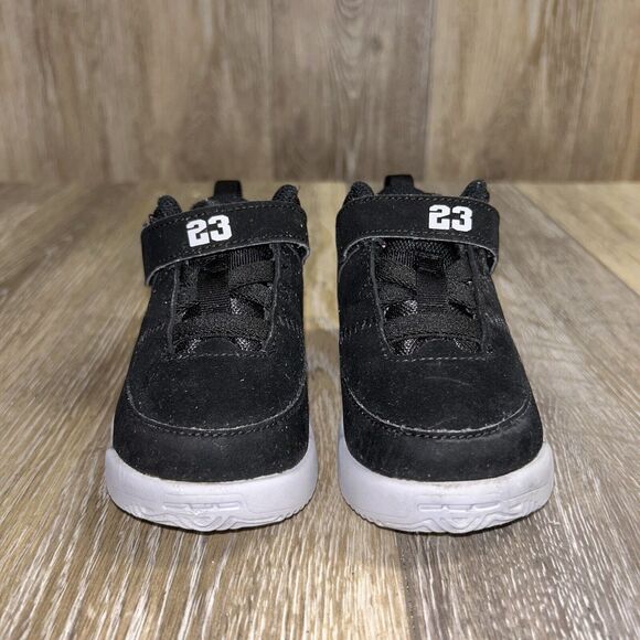 Nike Air Jordan Max Auro 3 Toddler Youth Size 6C Black DA8023-002 Sneaker Shoes - Picture 3 of 11